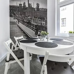 Mieszkanie Przy Deptaku Apartment